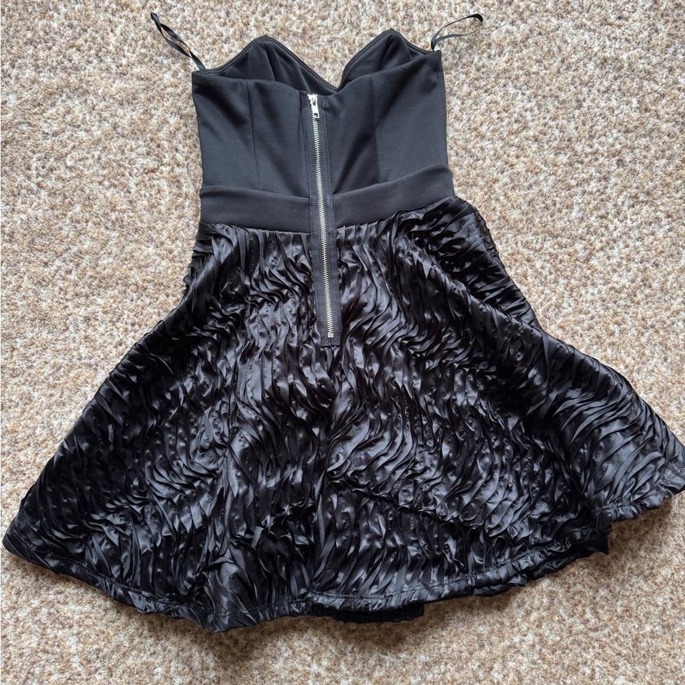 Arden B strapless black dress - Picture 2 of 4